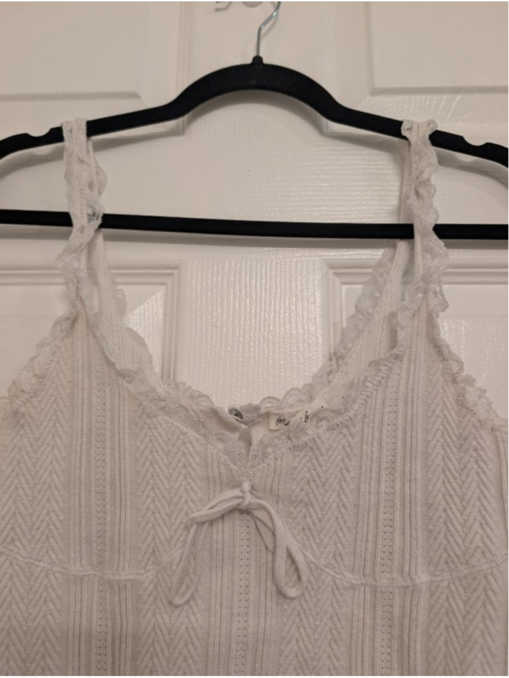 Women's For Love & Lemons White Lace Trim Knit Tank Top L Dainty Romantic - Picture 3 of 8
